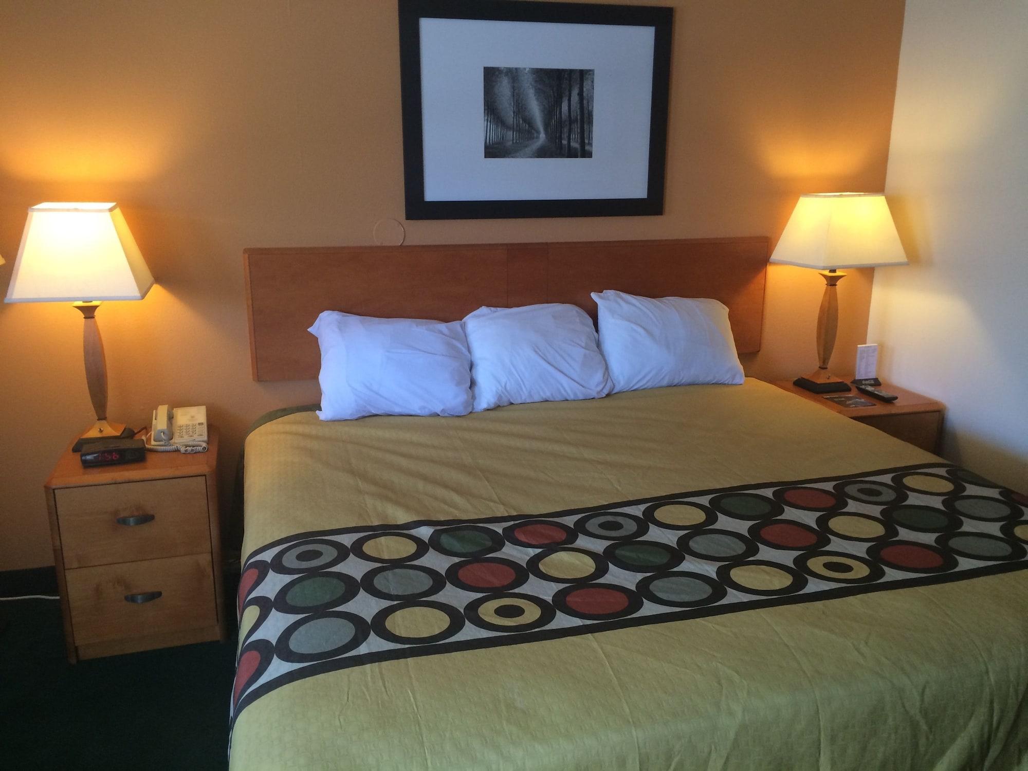 Westspring Inn - Westlake Cleveland Екстер'єр фото