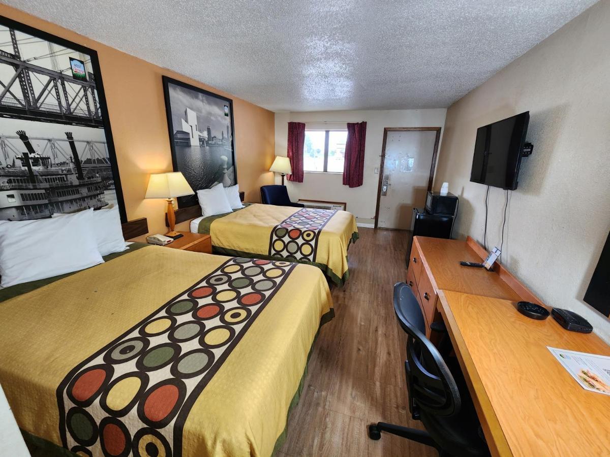 Westspring Inn - Westlake Cleveland Екстер'єр фото