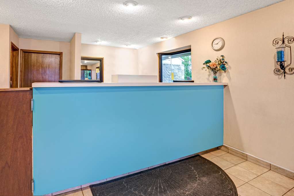 Westspring Inn - Westlake Cleveland Інтер'єр фото