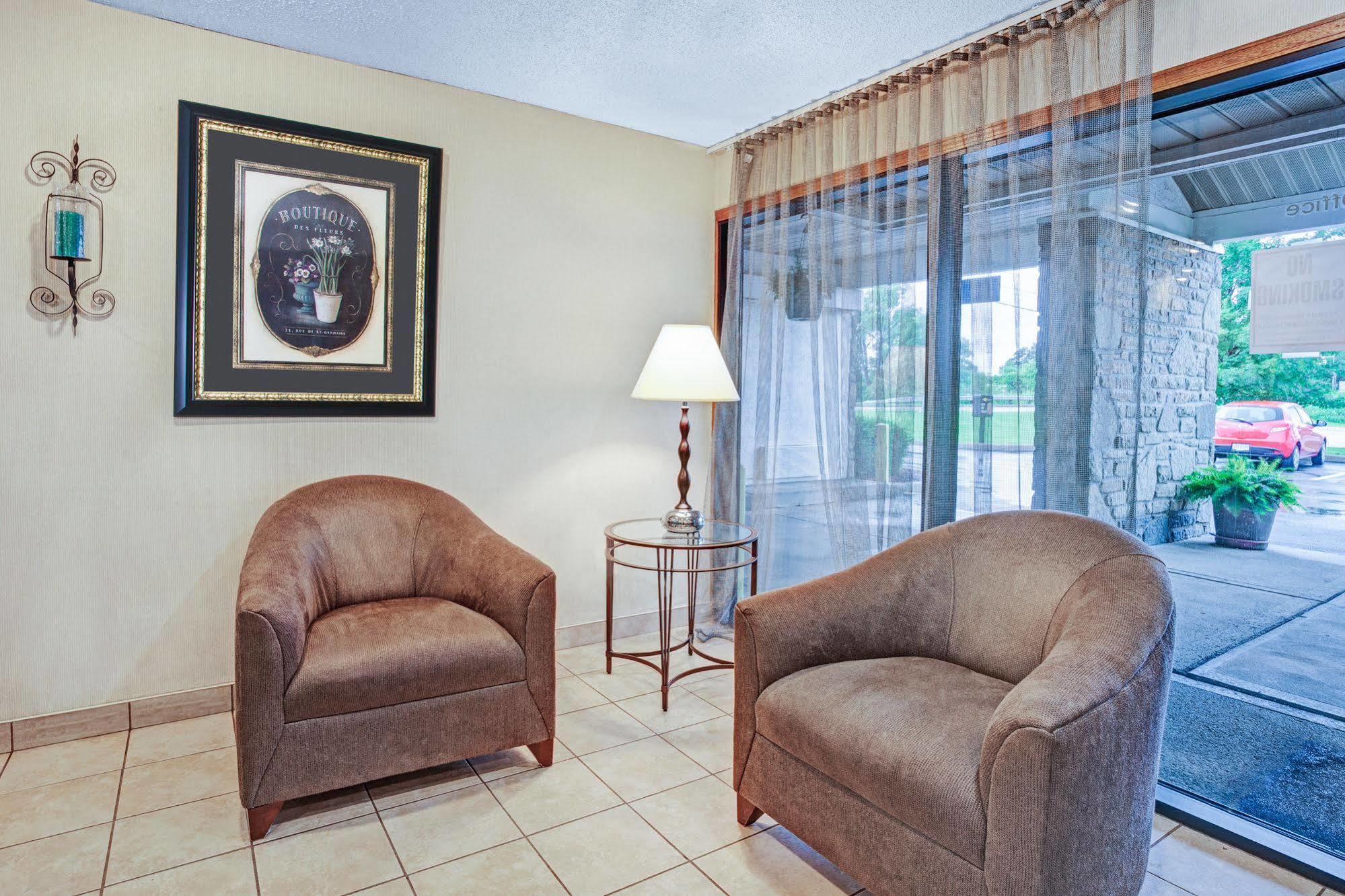 Westspring Inn - Westlake Cleveland Екстер'єр фото